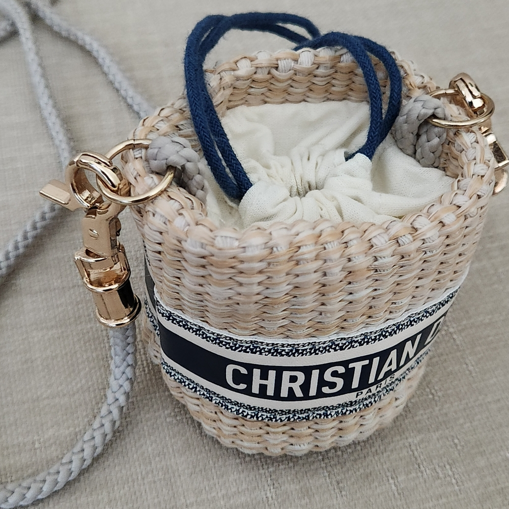 🔥Christian Dior Mini VIP Beauty Novelty Bucket Crossbody Bag - Picture 11 of 12